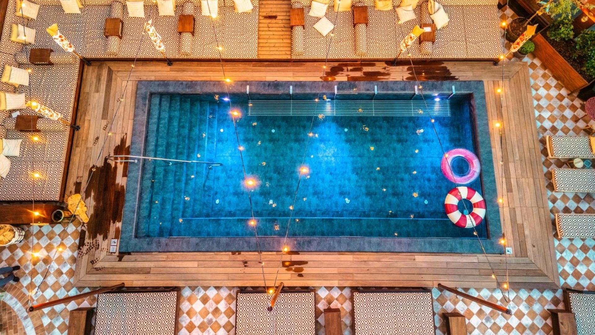 Готель Jacyz Гетеборг Екстер'єр фото The swimming pool at the hotel